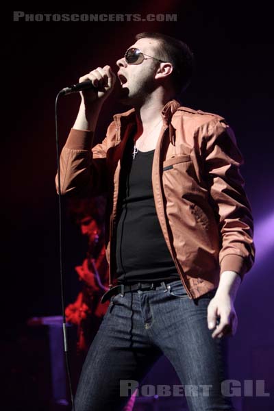KASABIAN - 2010-02-08 - PARIS - Olympia - 